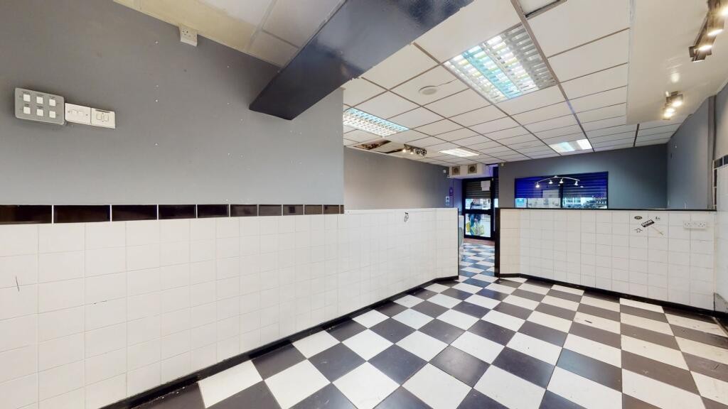 1 bed Convenience Store