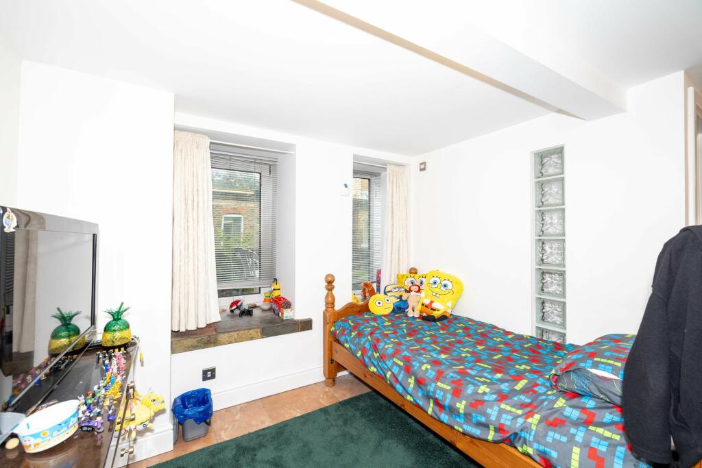 3 bed Apartment