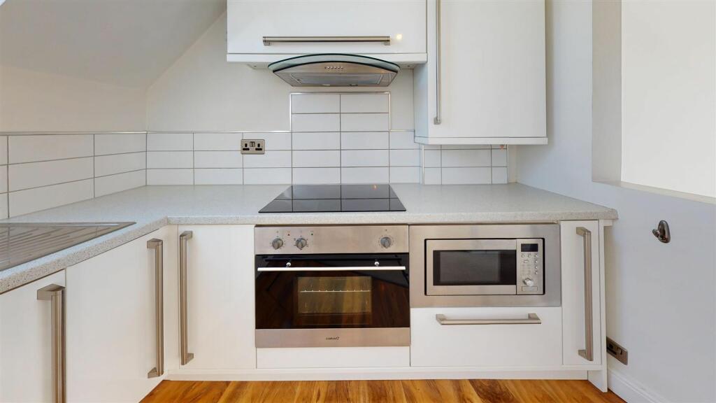 2 bed Apartment