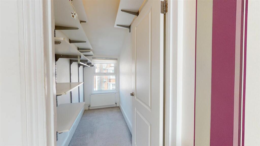 2 bed Apartment