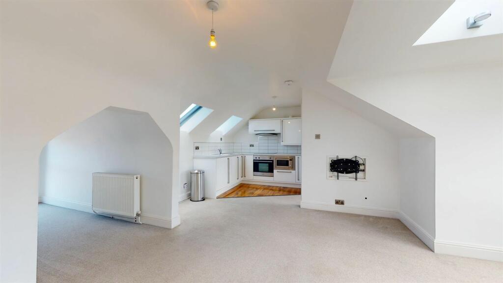 2 bed Apartment