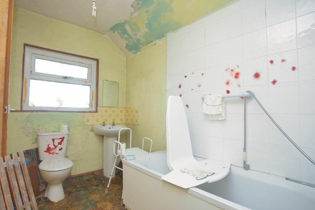 2 bed Terraced