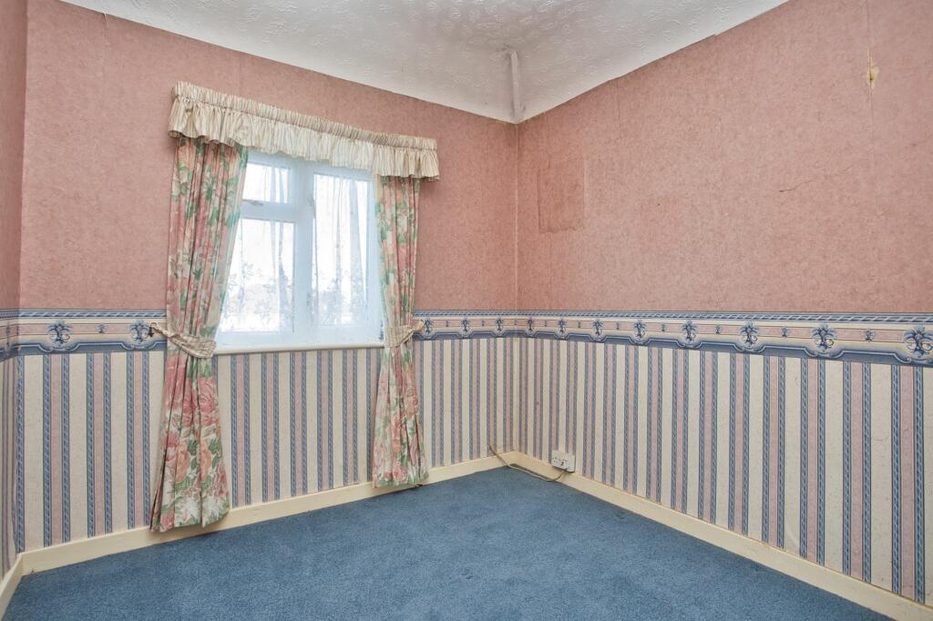 3 bed Semi-Detached