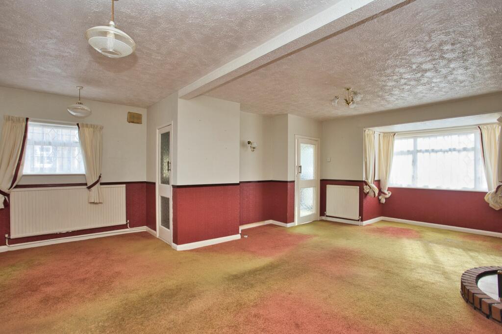 3 bed Semi-Detached