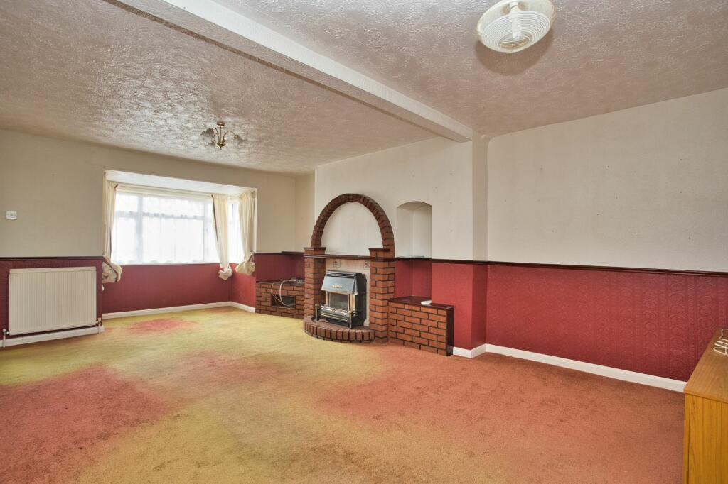 3 bed Semi-Detached