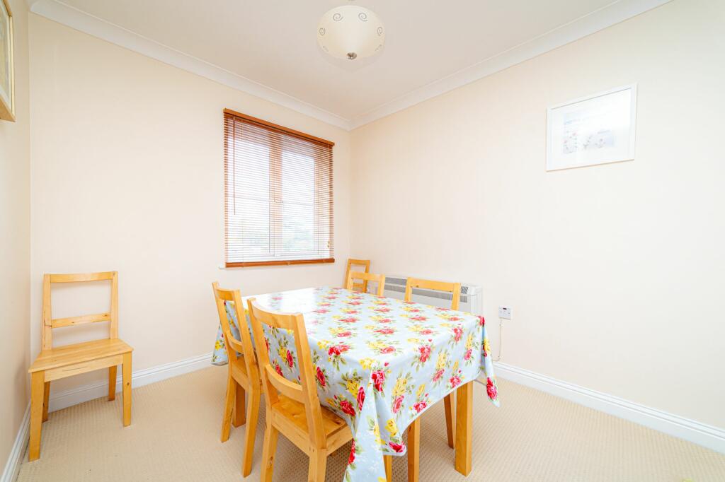 2 bed Apartment