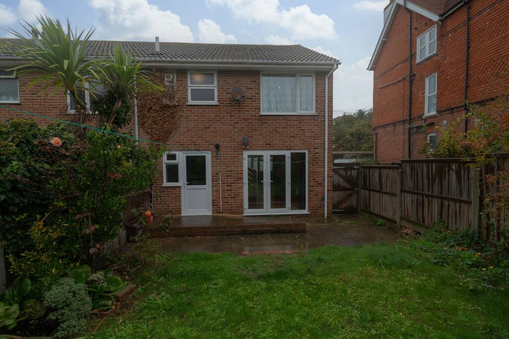 3 bed Semi-Detached