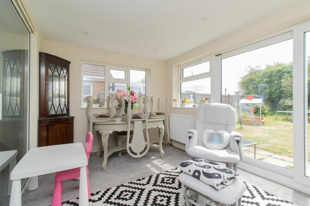 2 bed Detached Bungalow