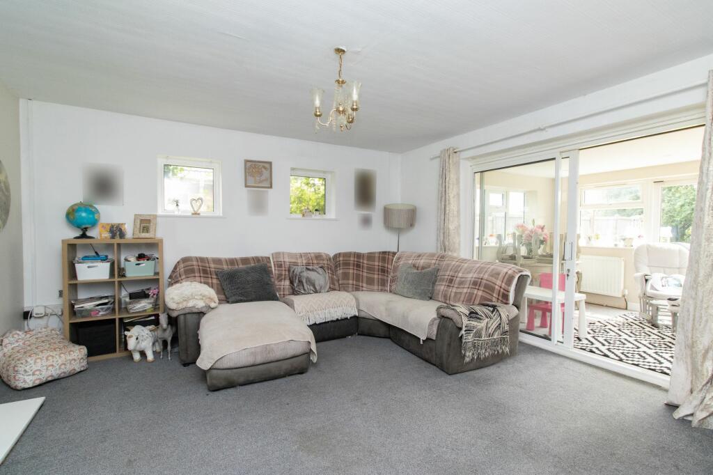 2 bed Detached Bungalow