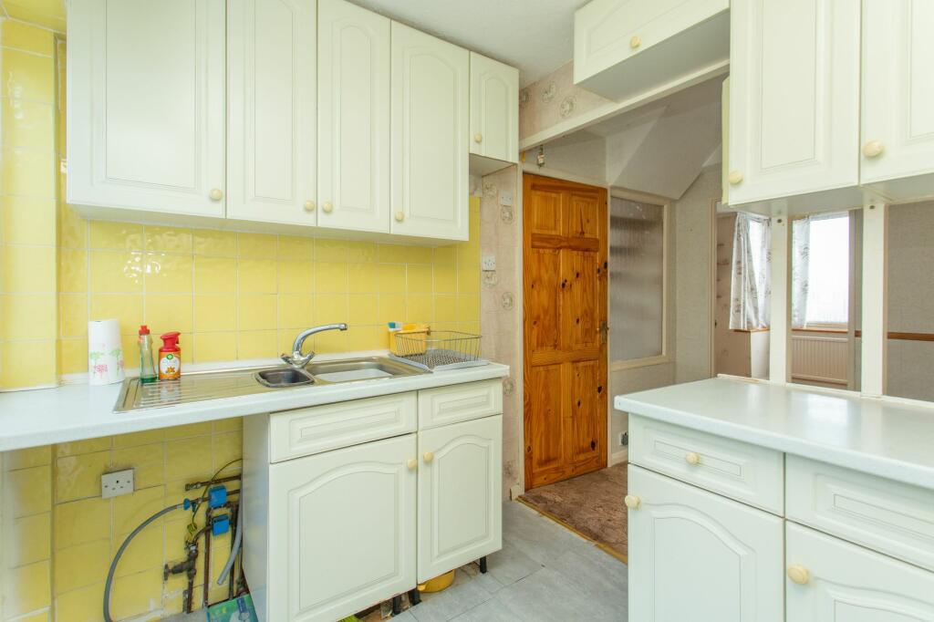 2 bed Semi-Detached