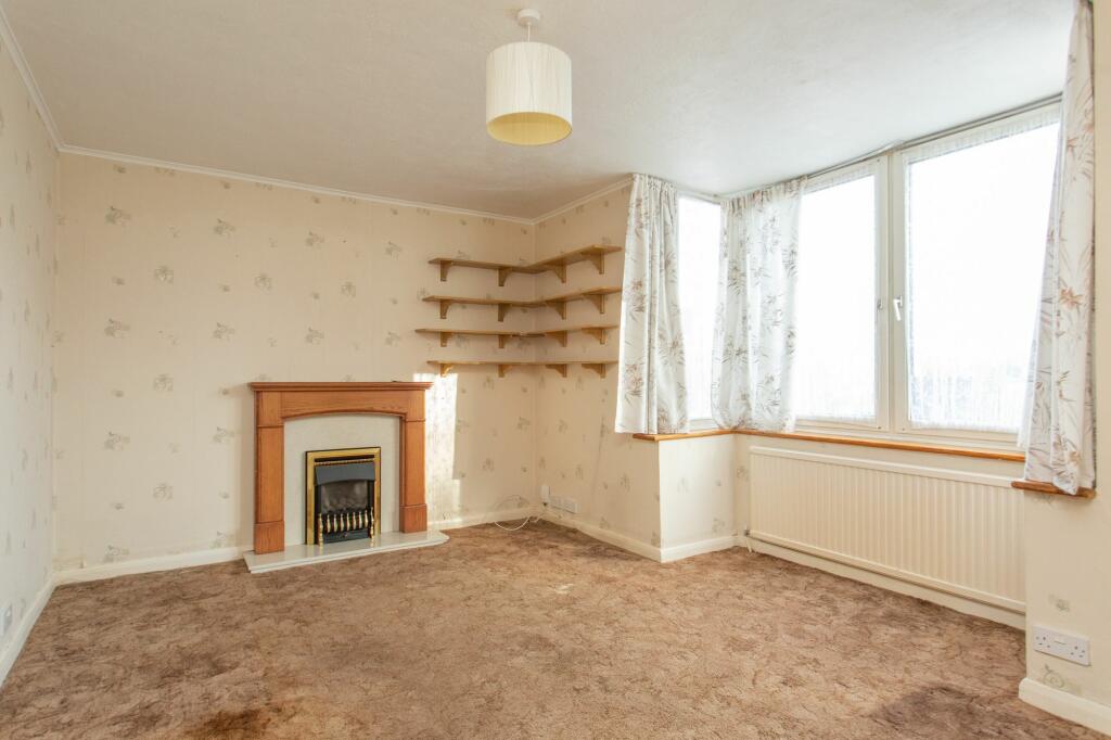 2 bed Semi-Detached