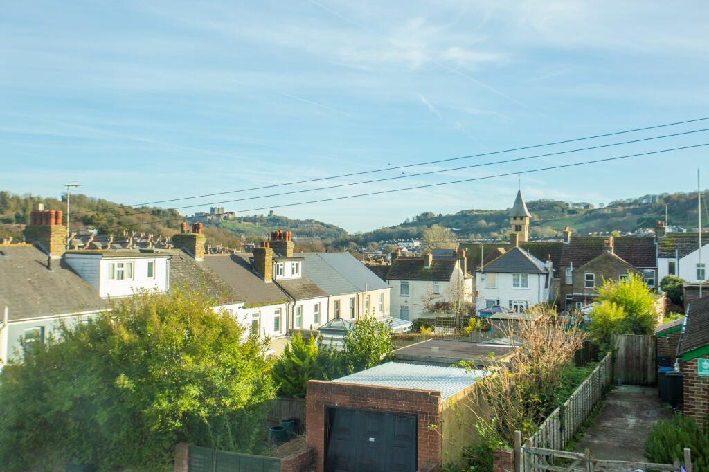 2 bed Semi-Detached
