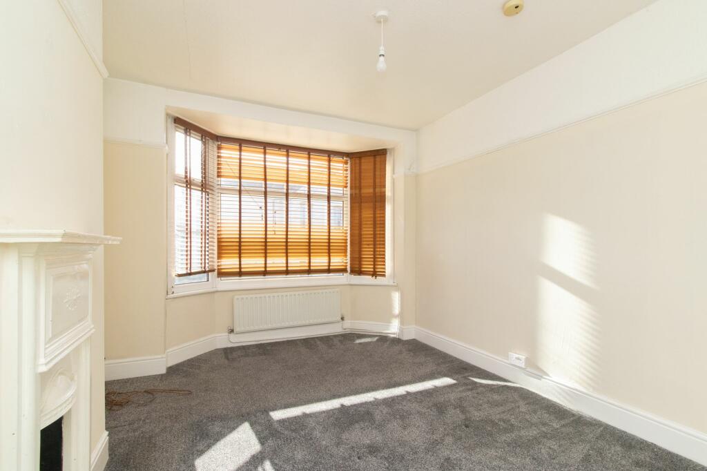 3 bed Terraced