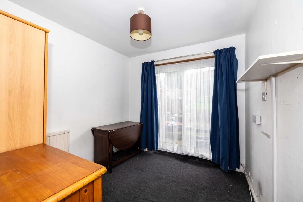 4 bed End of Terrace