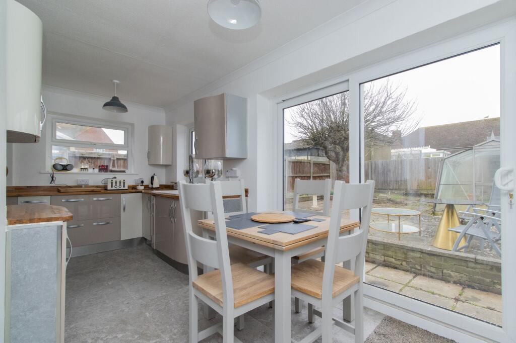 4 bed Chalet