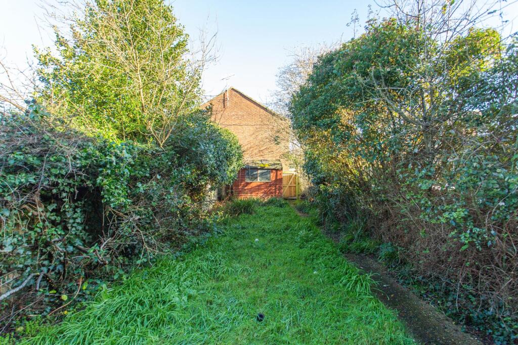 4 bed Terraced
