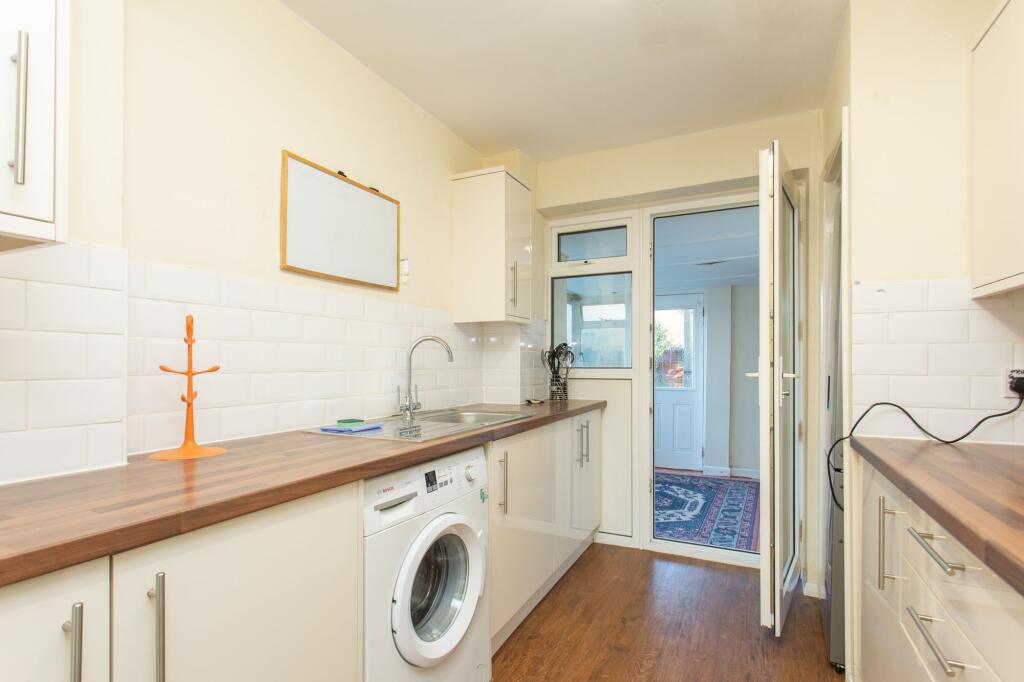 4 bed Terraced