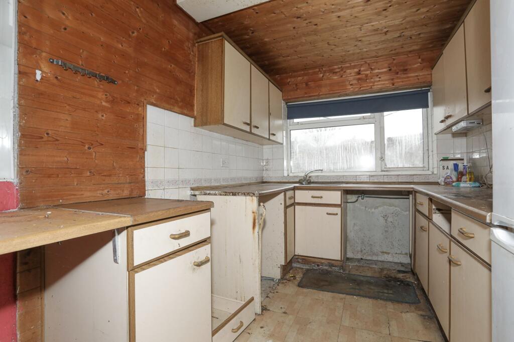 5 bed End of Terrace