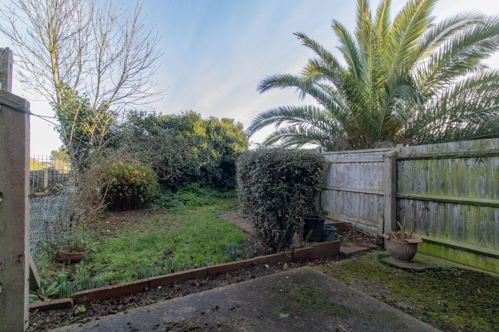2 bed Semi-Detached
