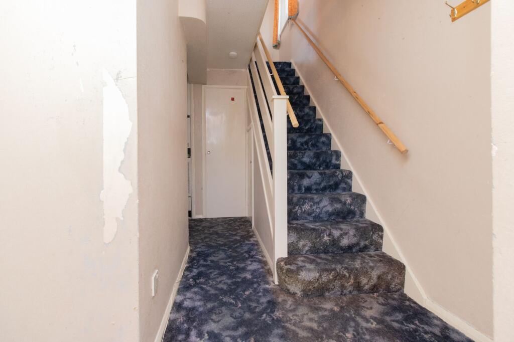 2 bed Semi-Detached
