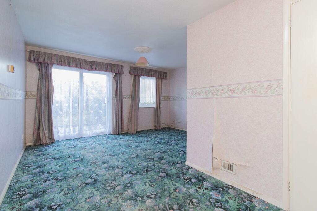 2 bed Semi-Detached
