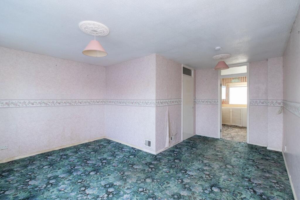 2 bed Semi-Detached