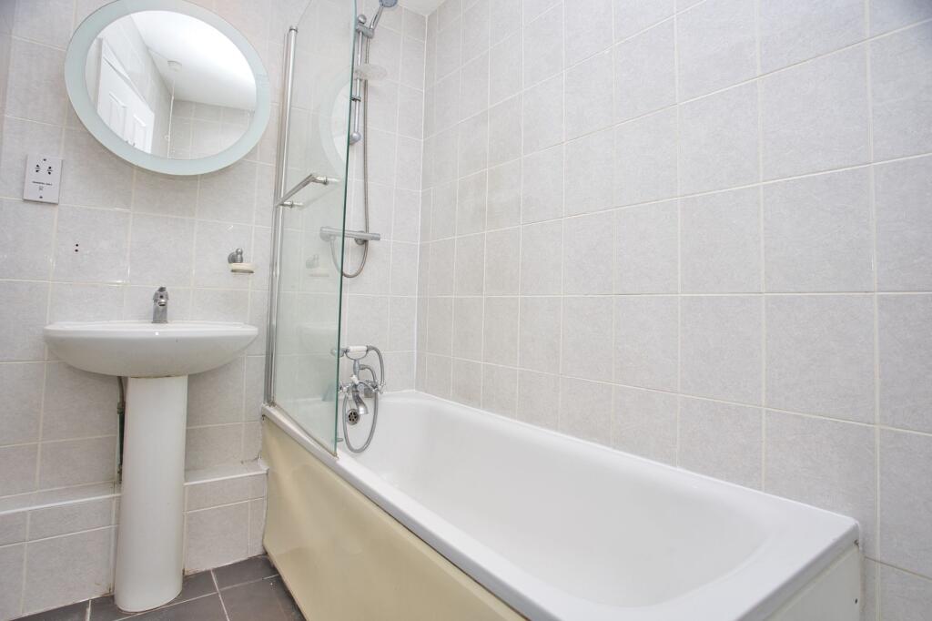 3 bed Terraced