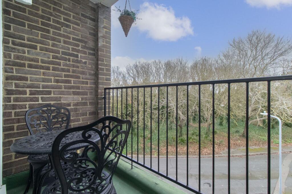 3 bed Apartment