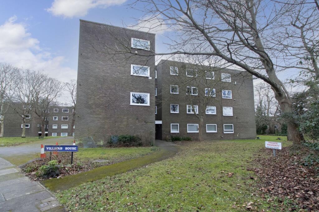 3 bed Apartment
