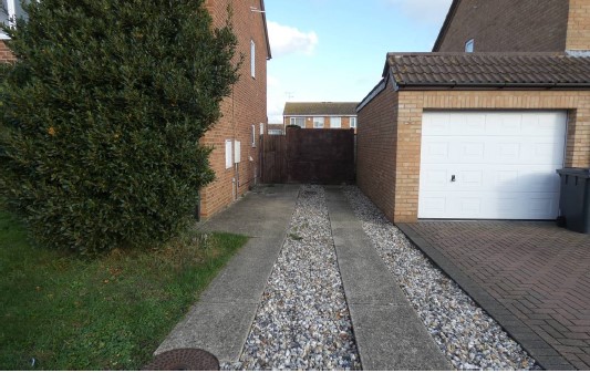 3 bed Semi-Detached