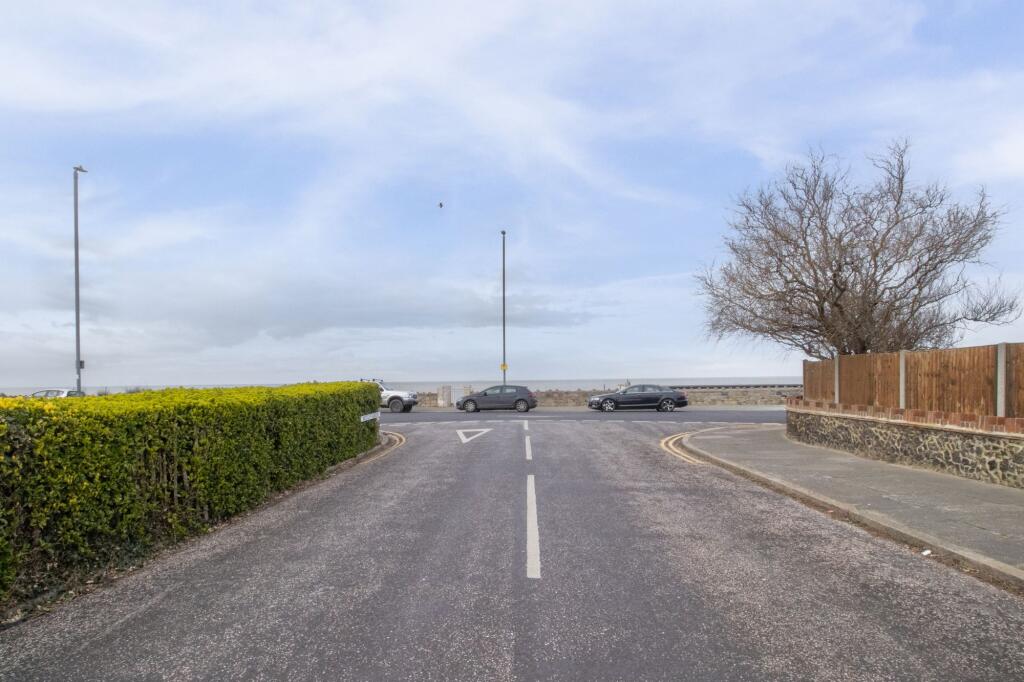 5 bed Semi-Detached