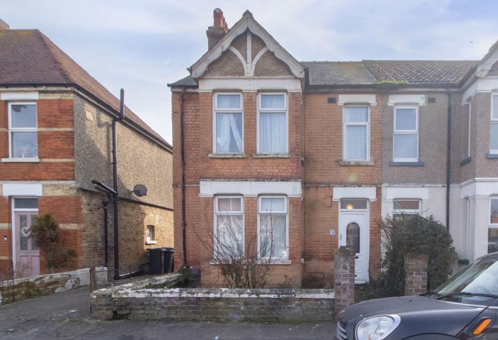4 bed Terraced