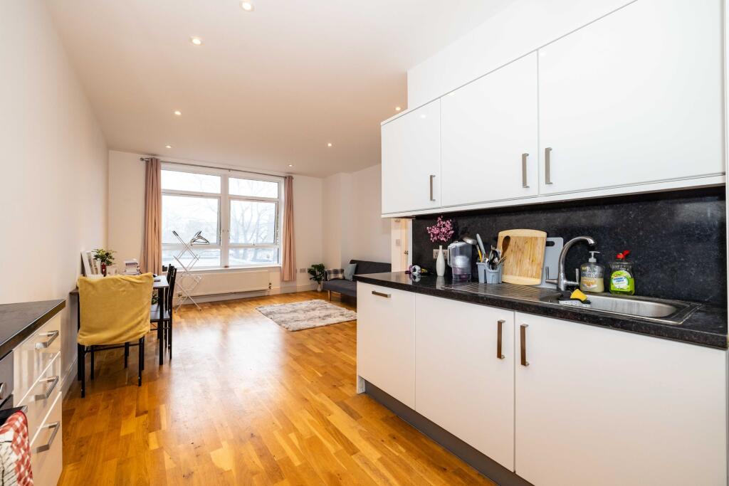 1 bed Apartment