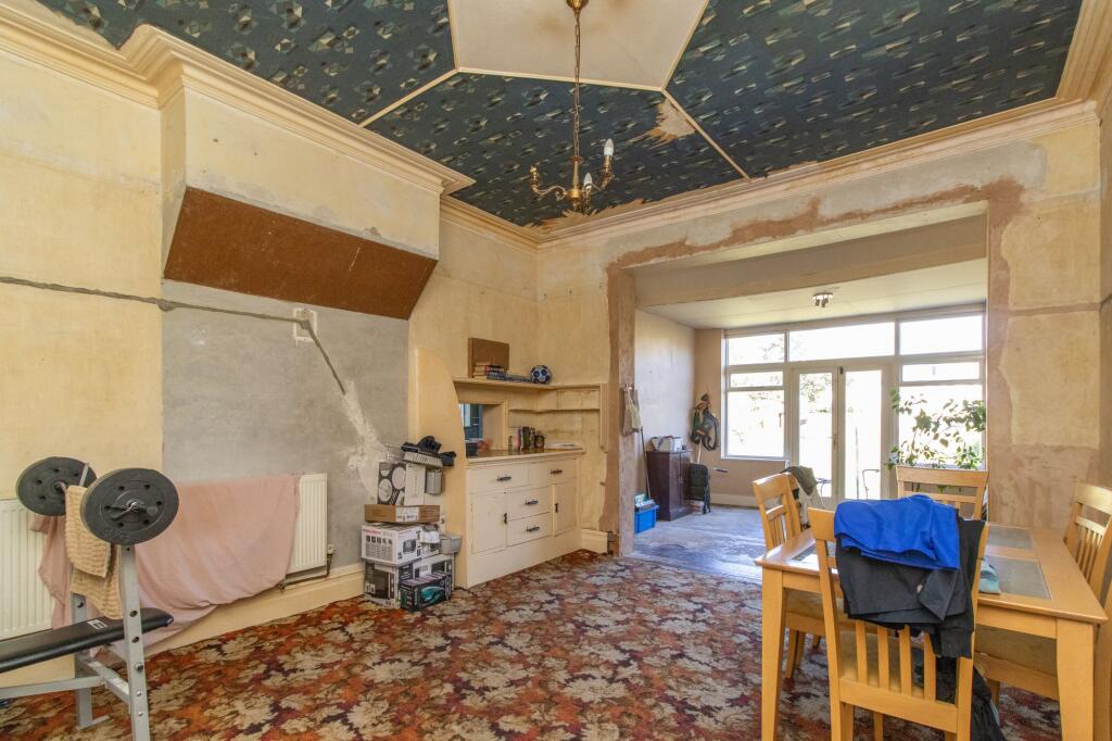8 bed Semi-Detached