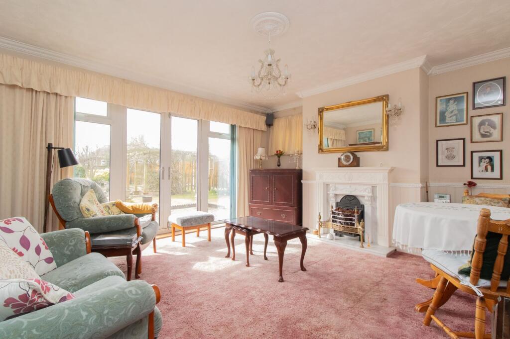 2 bed Detached Bungalow