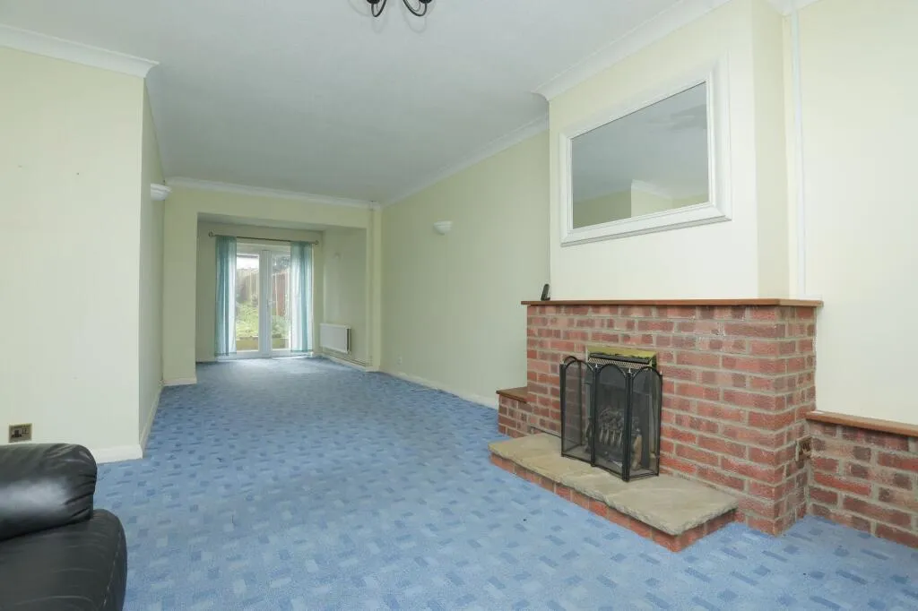 4 bed Semi-Detached