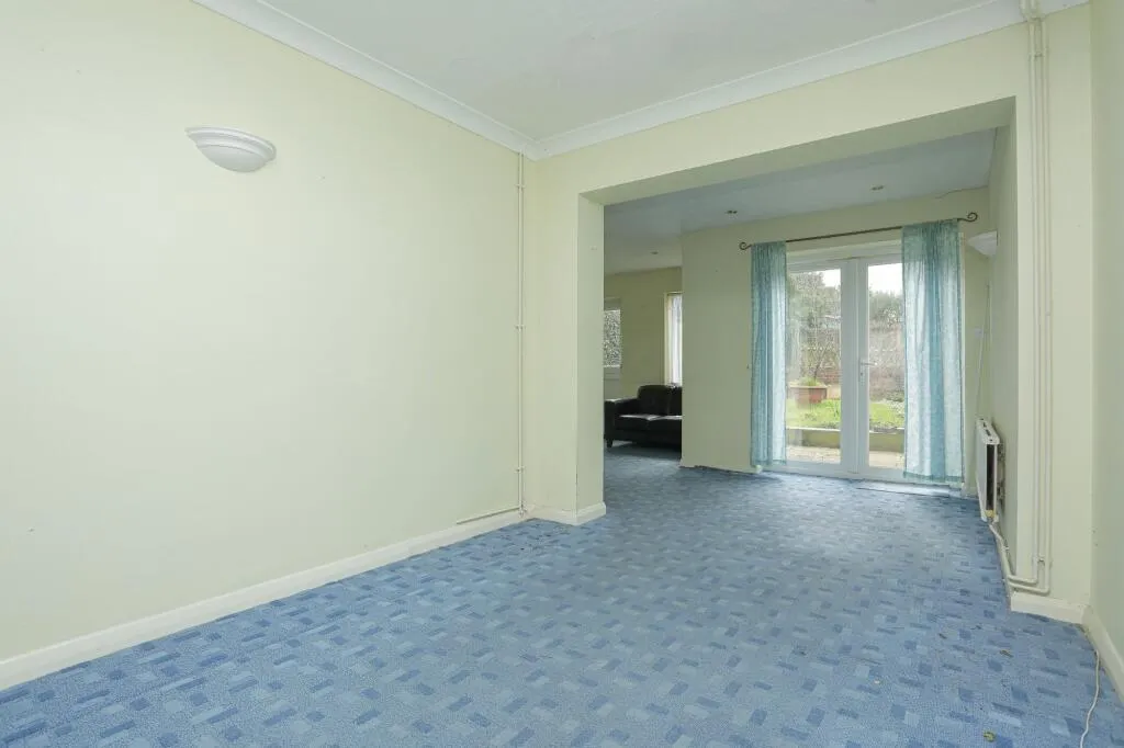 4 bed Semi-Detached