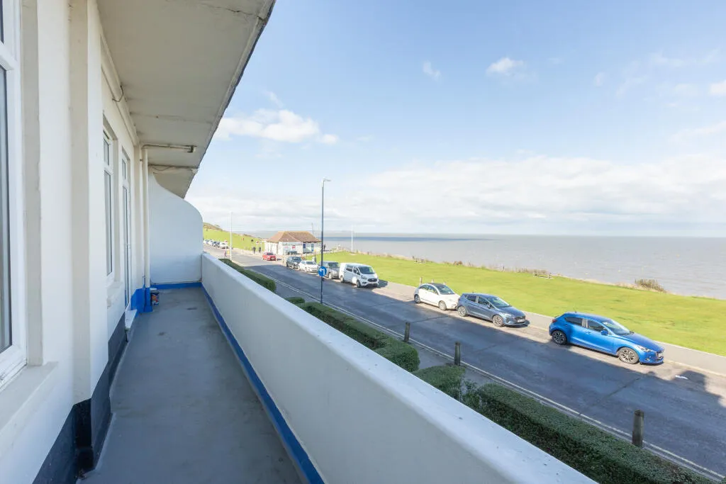 2 bed Apartment