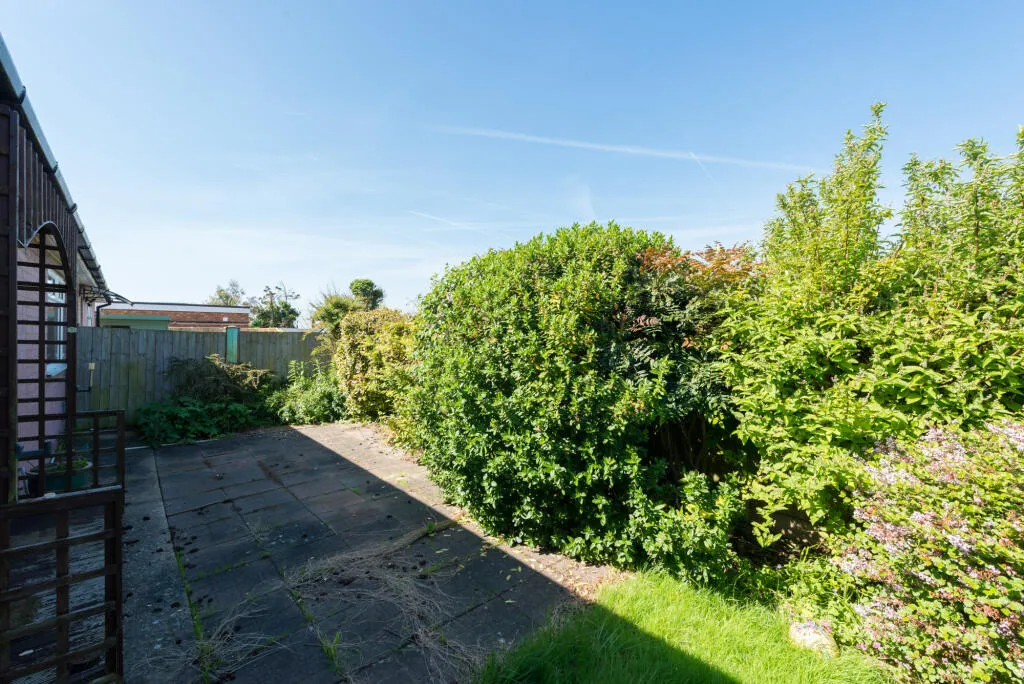 2 bed Semi-Detached Bungalow