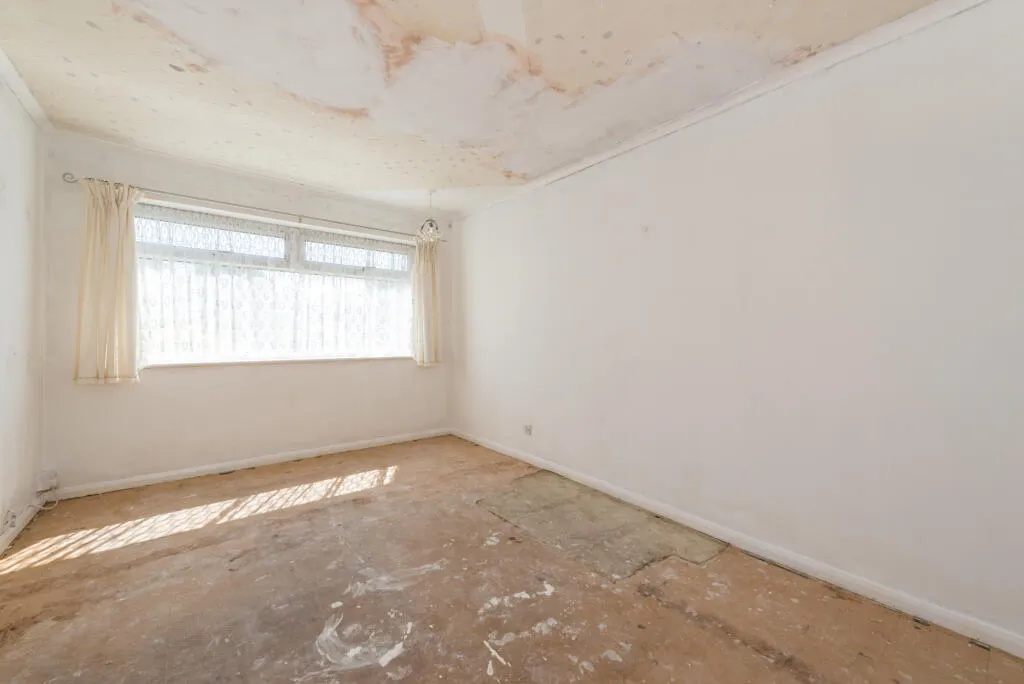 2 bed Semi-Detached Bungalow