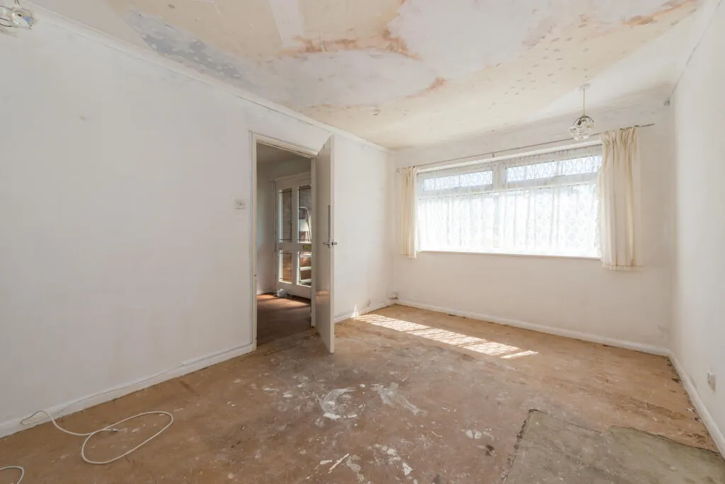 2 bed Semi-Detached Bungalow