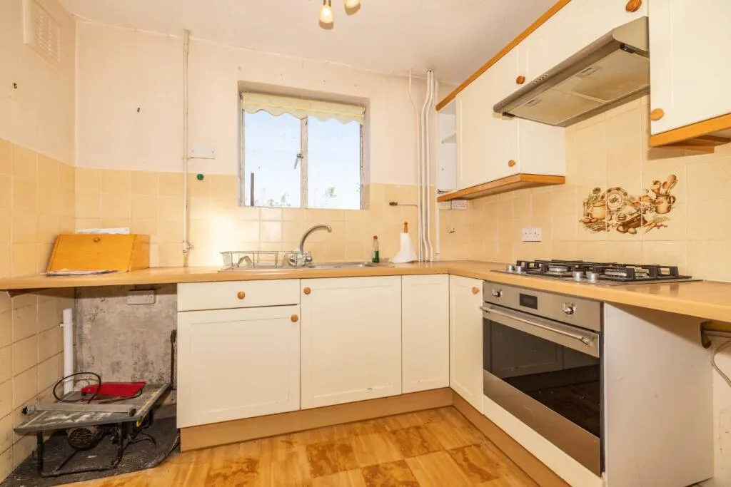 2 bed Semi-Detached