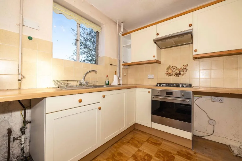 2 bed Semi-Detached