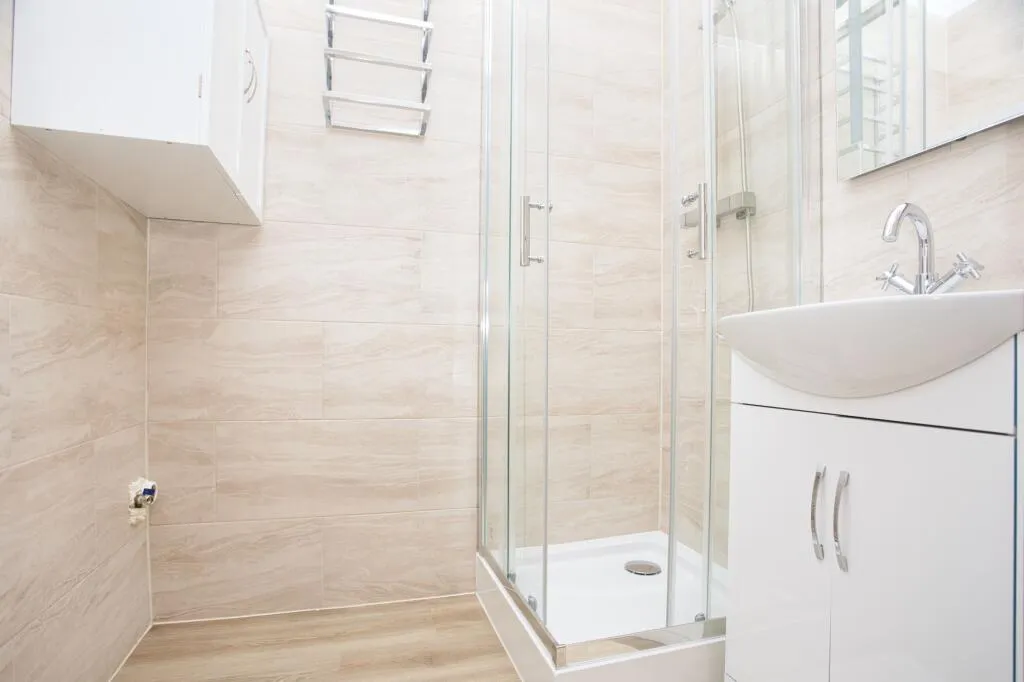 1 bed Ground Flat