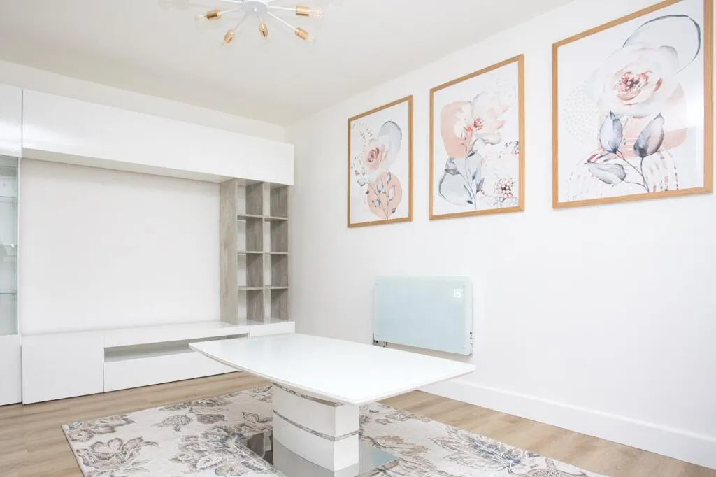 1 bed Ground Flat