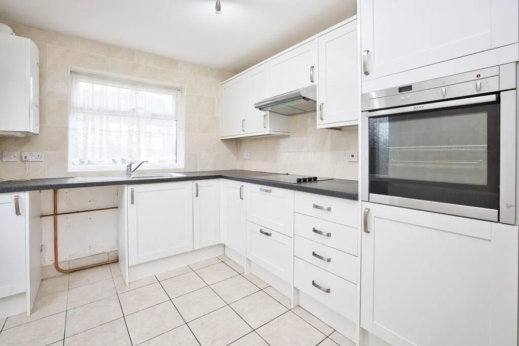 2 bed Semi-Detached