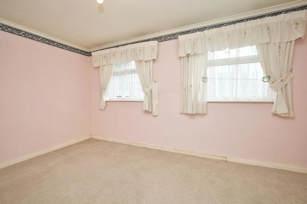 2 bed Semi-Detached