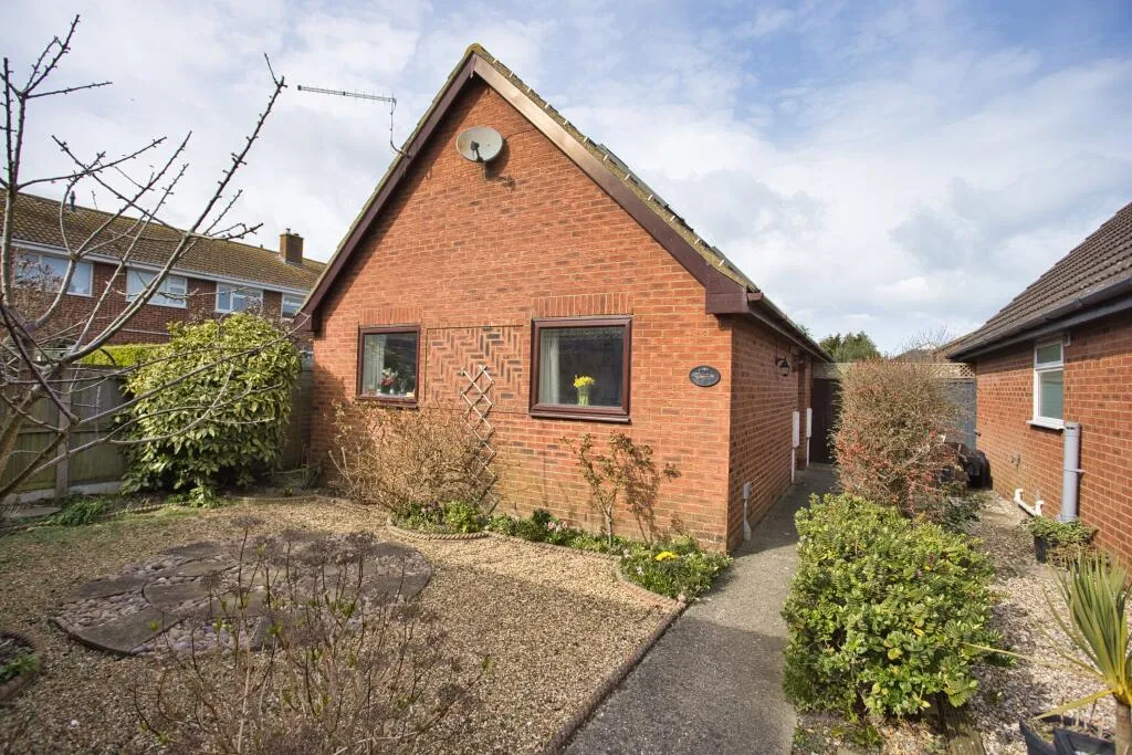 3 bed Detached Bungalow