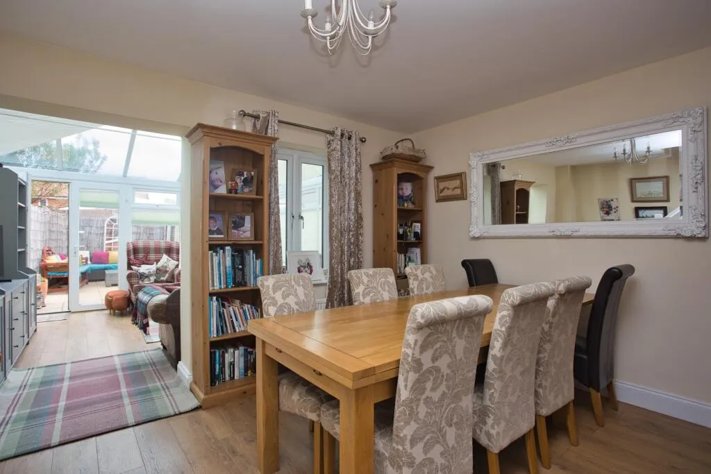 2 bed Semi-Detached