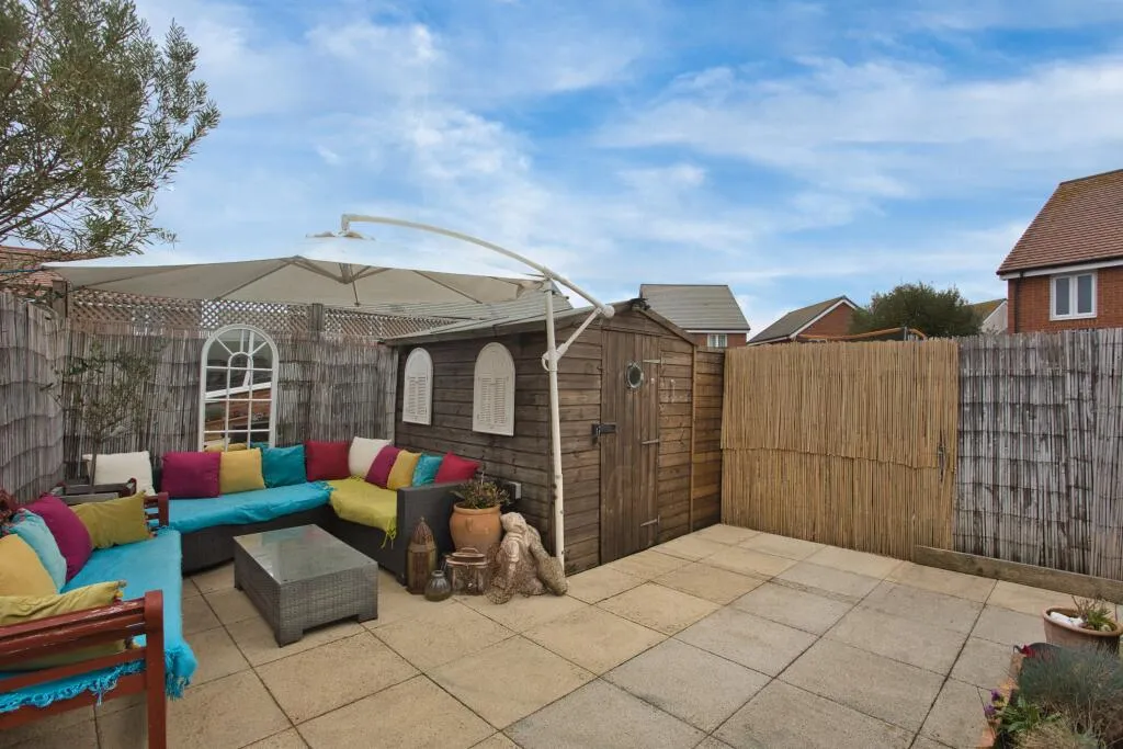 2 bed Semi-Detached